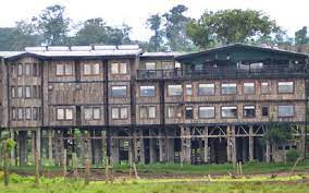 Treetops-Hotel-Kenya